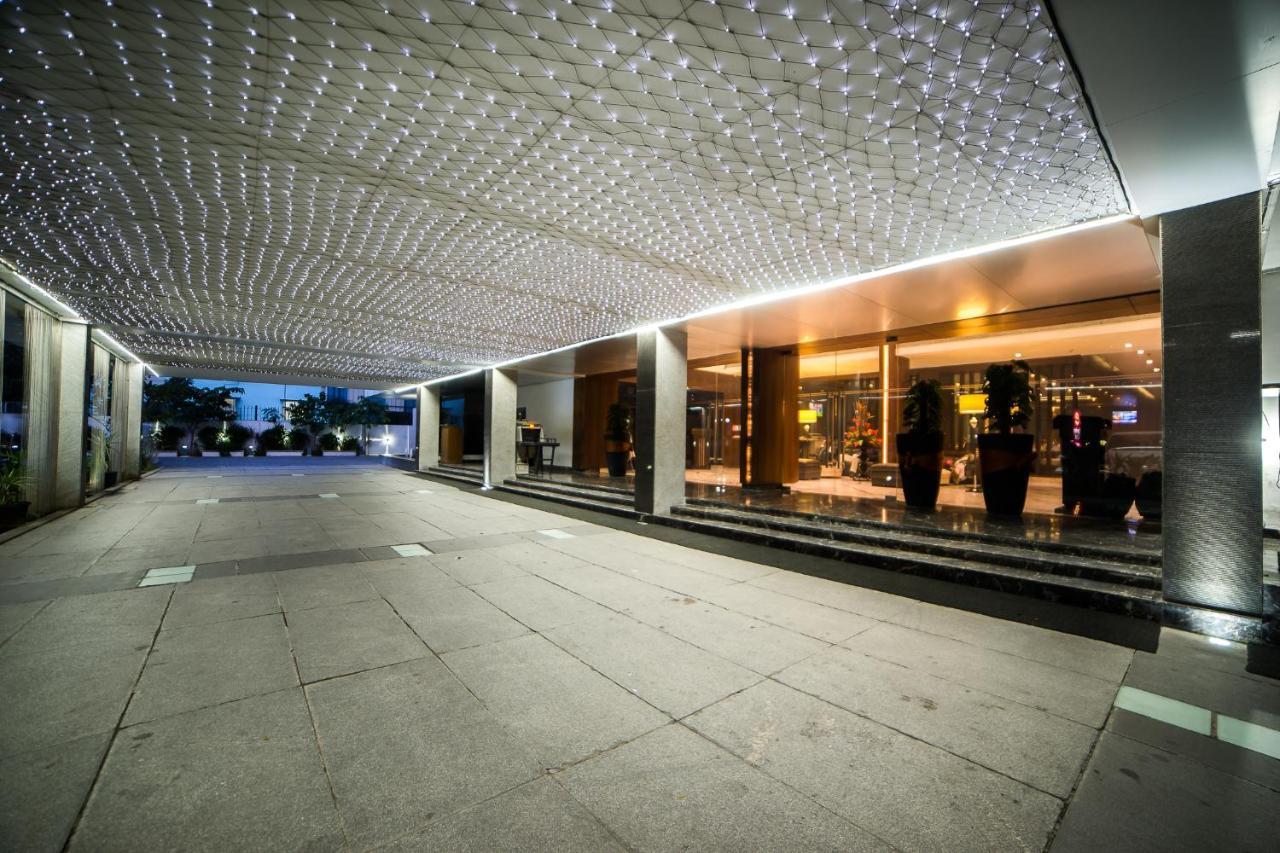 Clarion Hotel President Chennai Exterior foto