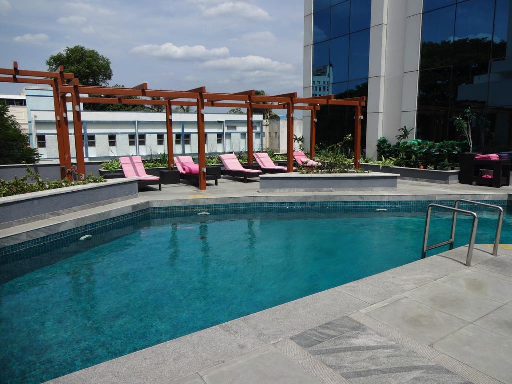 Clarion Hotel President Chennai Exterior foto